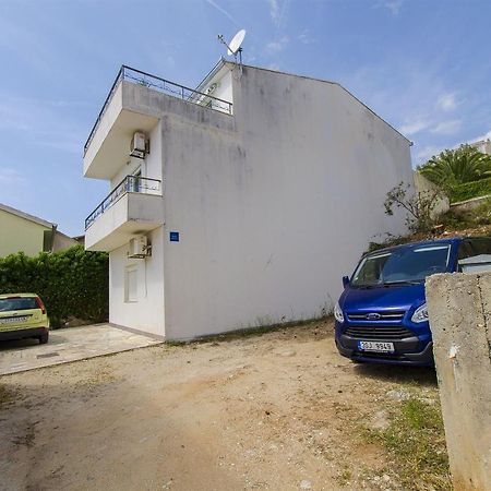 Apartments Zdenka Donji Okrug  Eksteriør billede