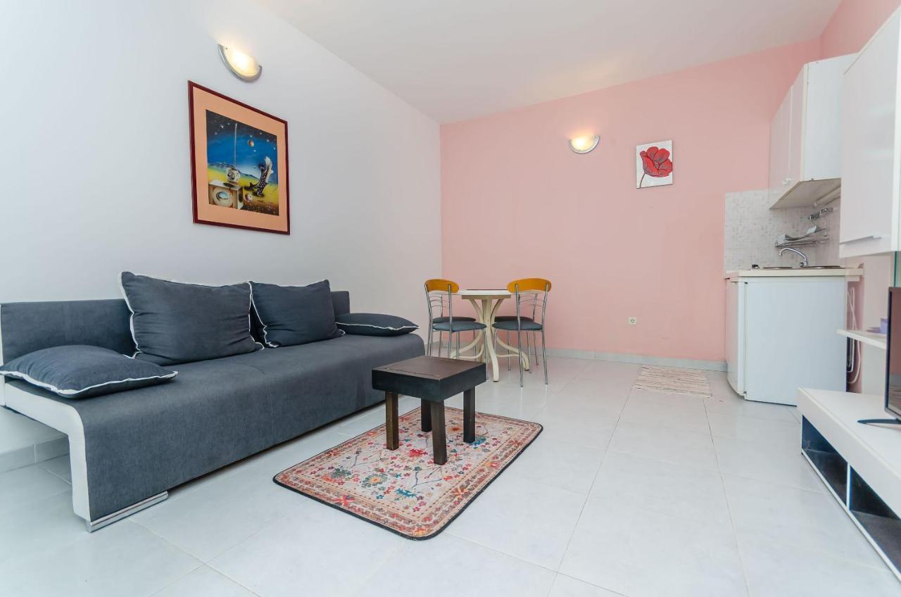 Apartments Zdenka Donji Okrug  Eksteriør billede