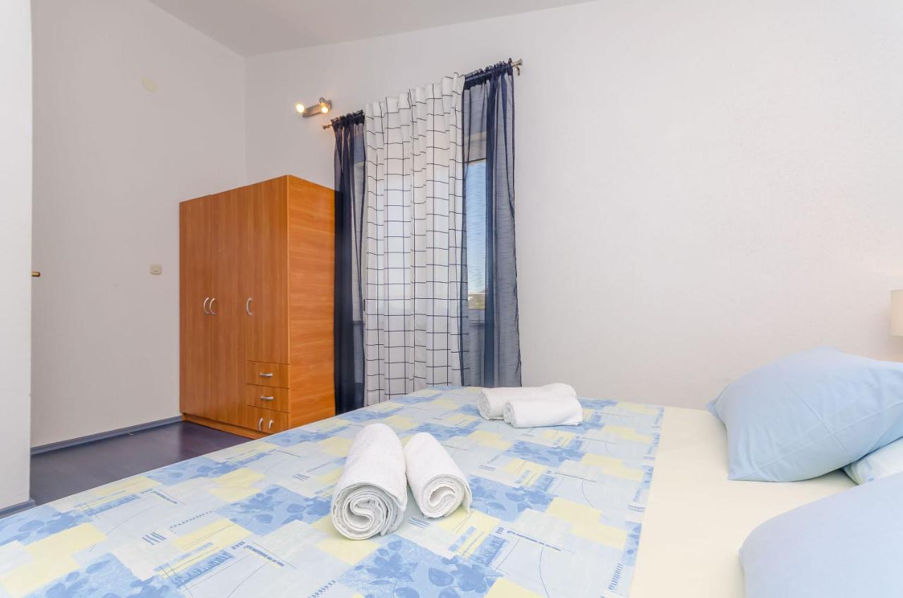Apartments Zdenka Donji Okrug  Eksteriør billede