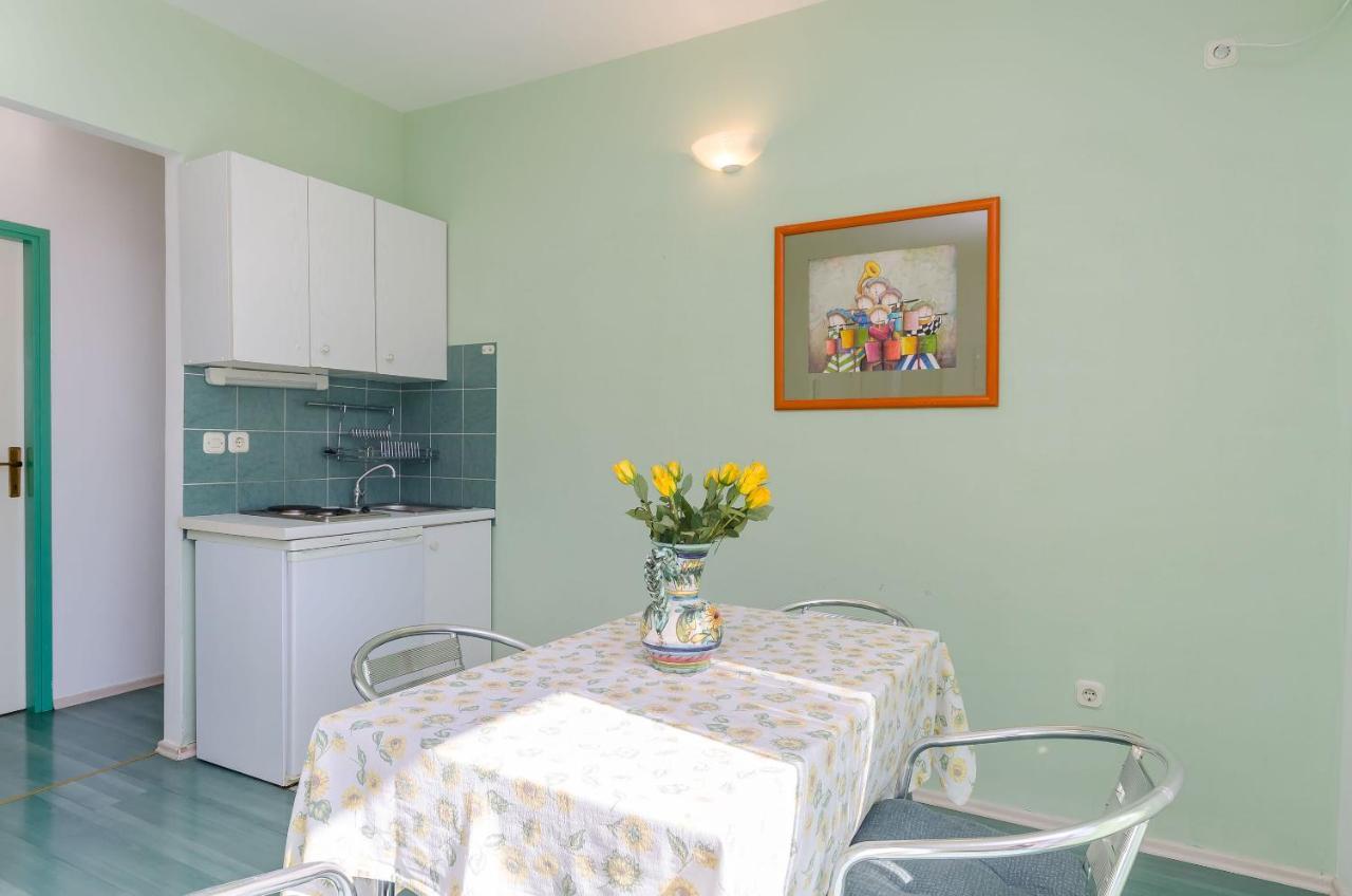 Apartments Zdenka Donji Okrug  Eksteriør billede